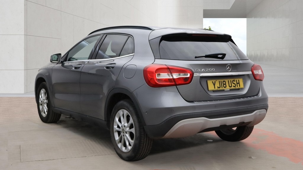 Mercedes-Benz GLA Class Gla 200 Se Executive Leather Camera Ule Grey #2