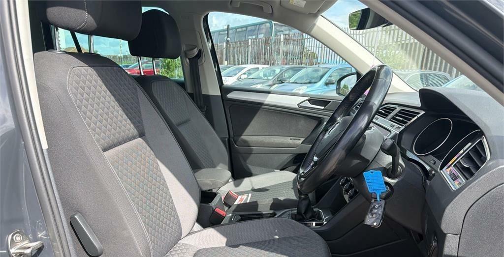 Volkswagen Tiguan R-line Blue #6