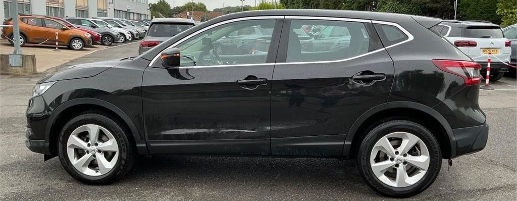 Nissan Qashqai 1.2 Dig-t Acenta Smart Vision Ulez Dab WV18UHJ Black #6