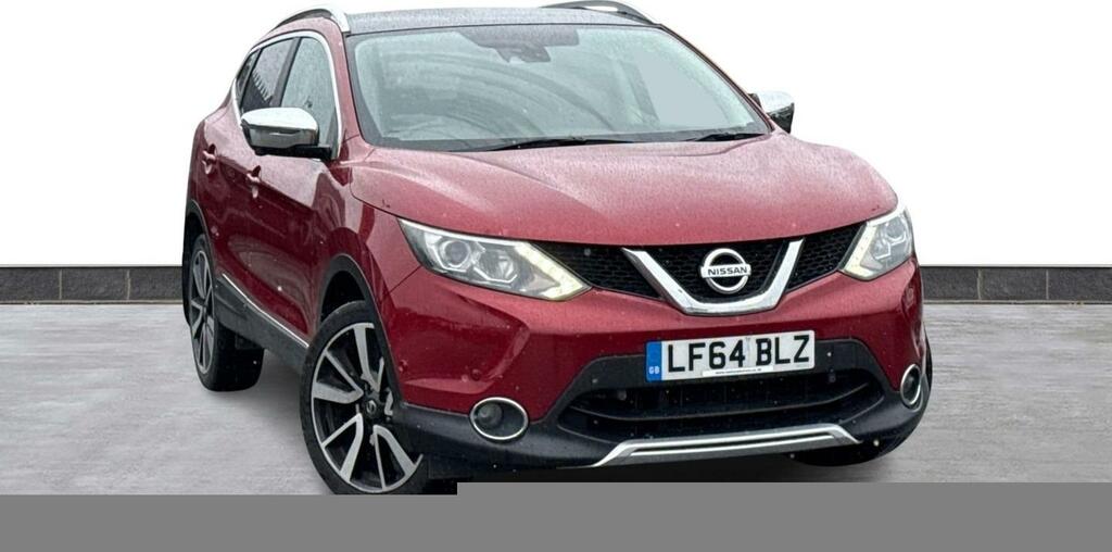 Nissan Qashqai 1.5 Dci Tekna Panroof Nav Camera 10 S LF64BLZ Red
