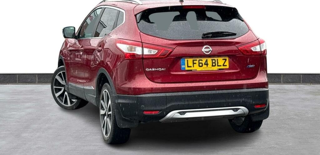 Nissan Qashqai 1.5 Dci Tekna Panroof Nav Camera 10 S LF64BLZ Red #2