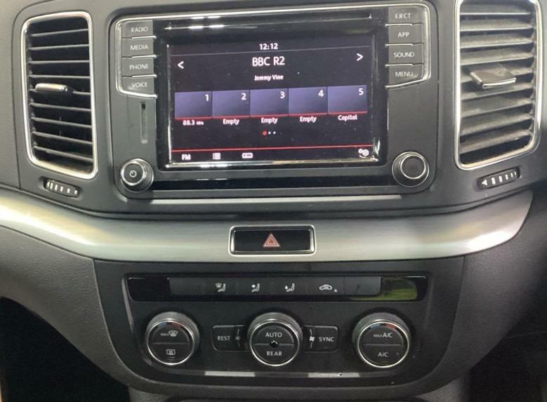 Volkswagen Sharan Tsi Se Gold #10