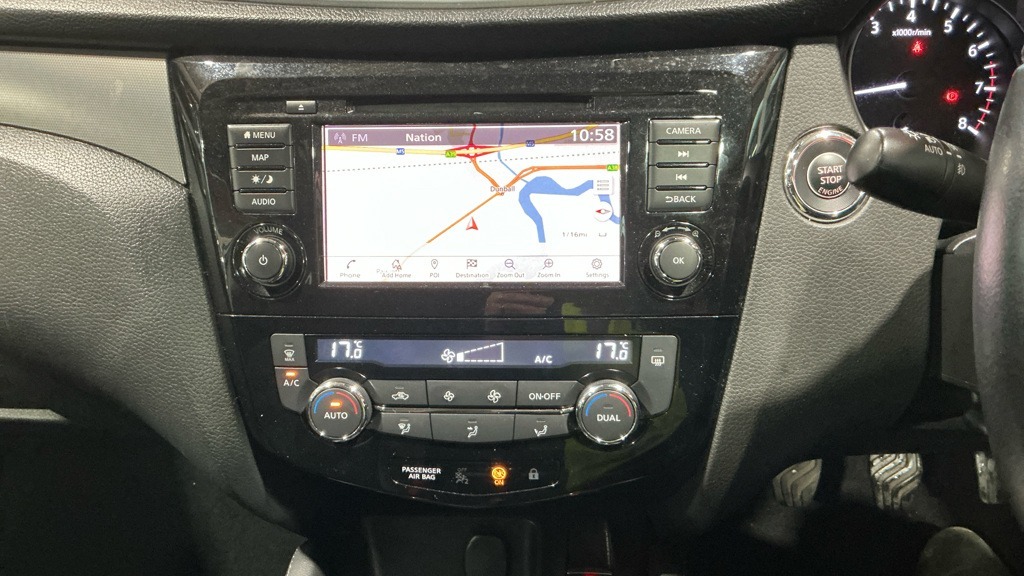 Nissan Qashqai 1.3 Dig-t N-connecta Panroof Nav Camera YC69VKB White #3