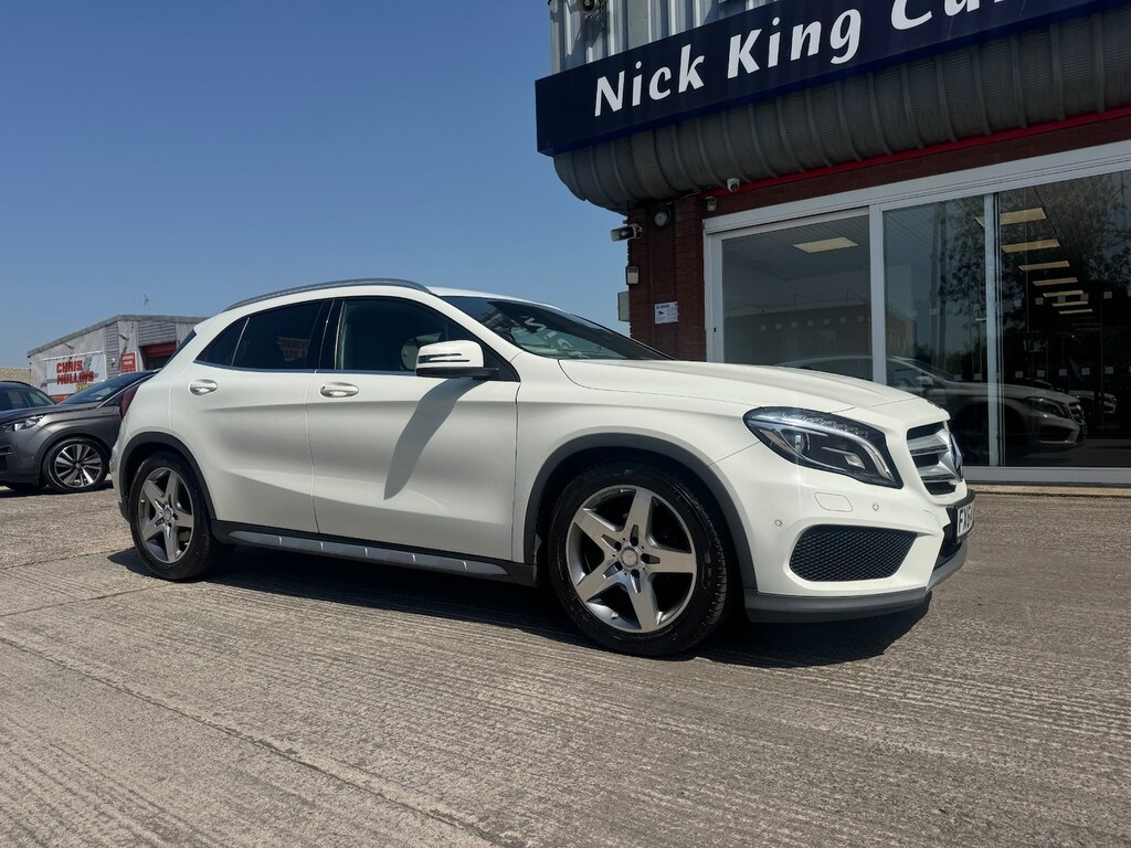 Mercedes-Benz GLA Class Gla 200 Cdi Amg Line Premium Nav Cam White