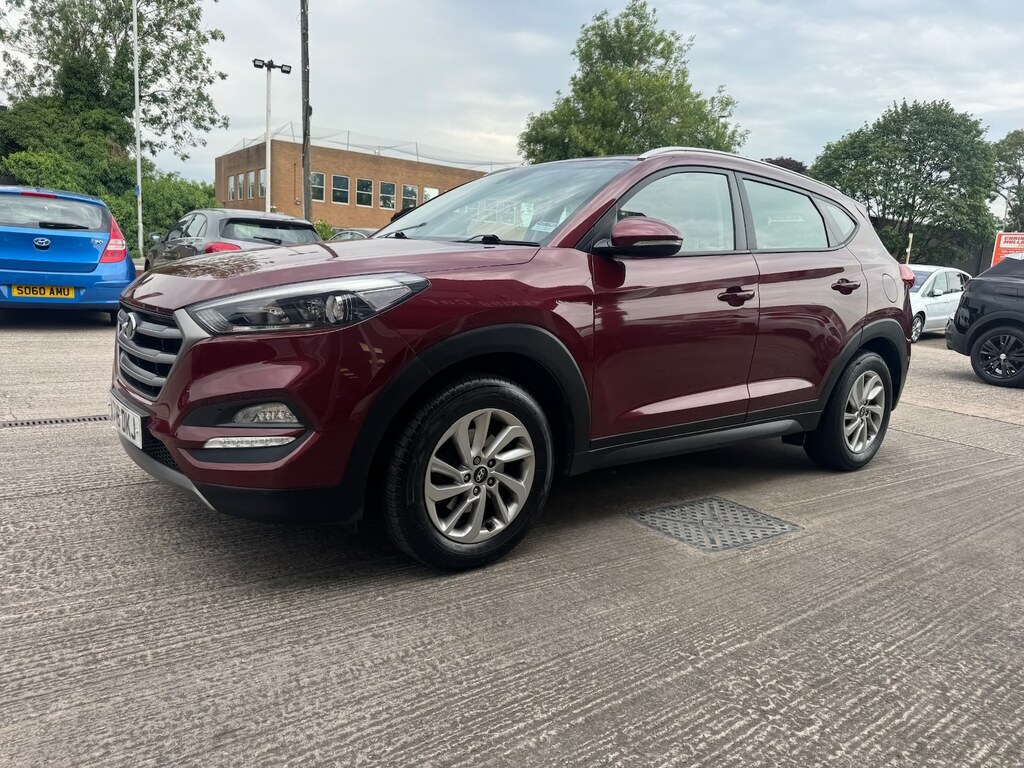 Hyundai Tucson 1.7 Crdi Blue Drive Se Nav 2Wd Red #5