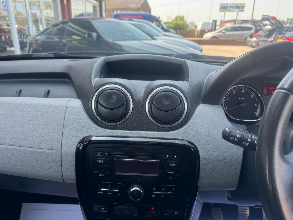 Dacia Duster Ambiance White #22