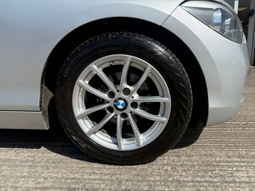 BMW 1 Series Hatchback Silver #12