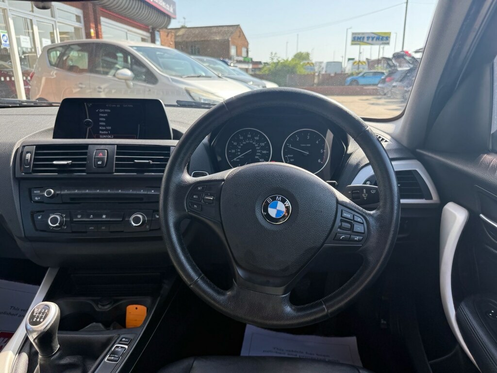 BMW 1 Series Hatchback Silver #20