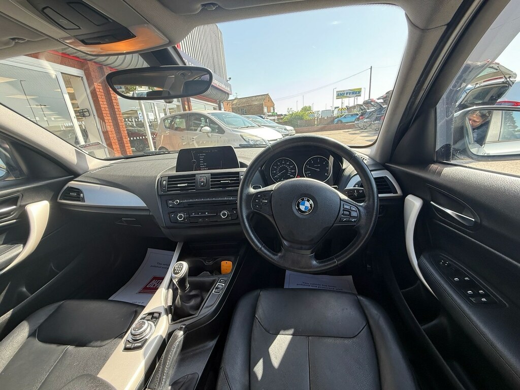 BMW 1 Series Hatchback Silver #14