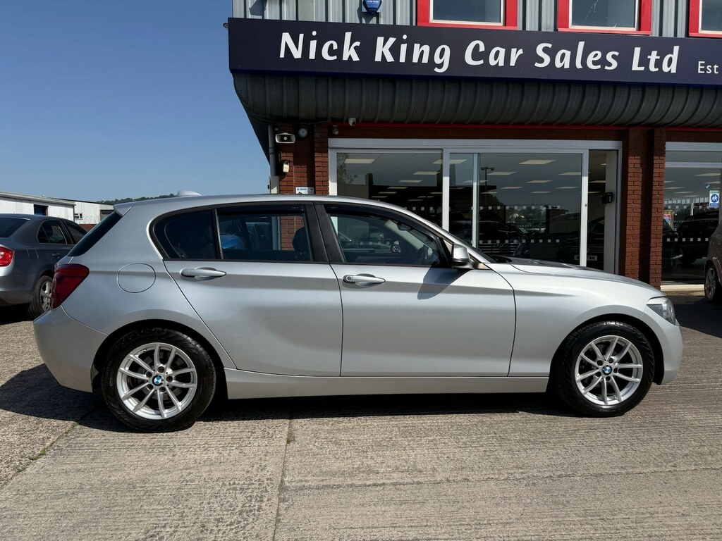 BMW 1 Series Hatchback Silver #4