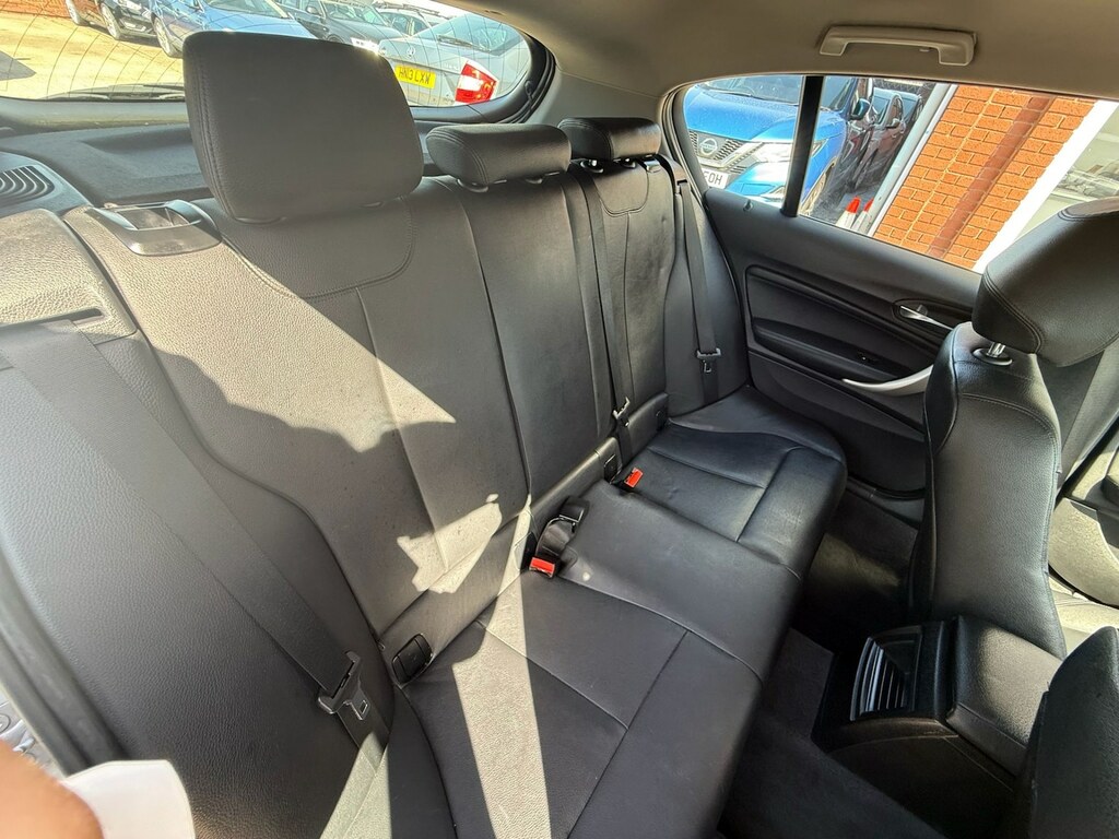 BMW 1 Series Hatchback Silver #17