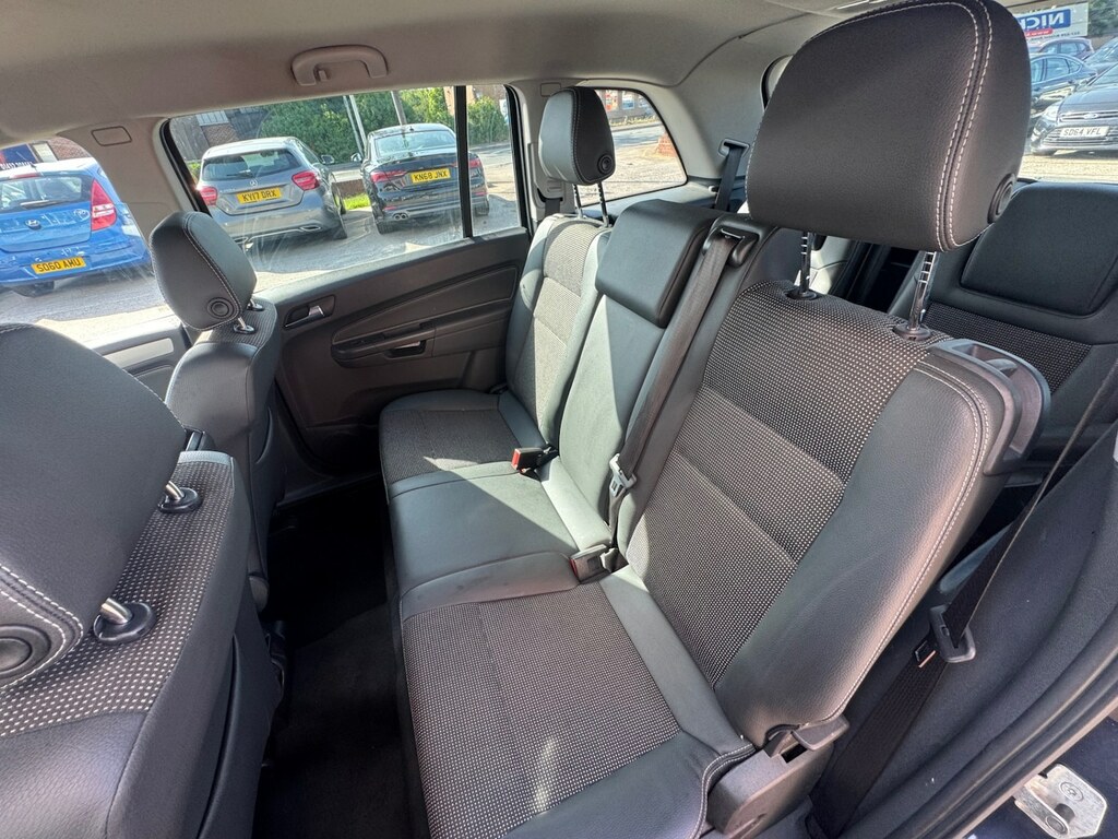 Vauxhall Zafira 1.9 Cdti Active Plus Red #19