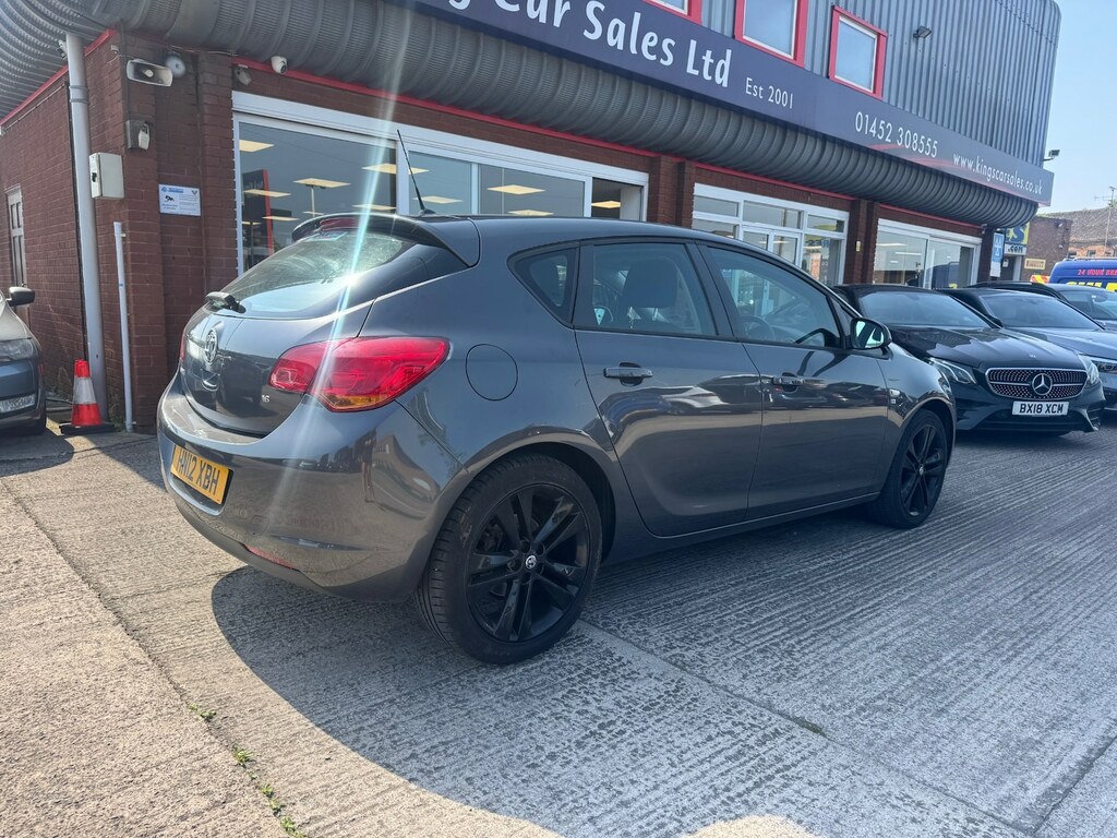 Vauxhall Astra Hatchback Silver #8