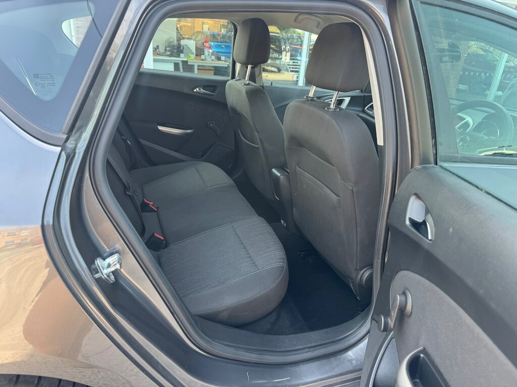 Vauxhall Astra Hatchback Silver #15