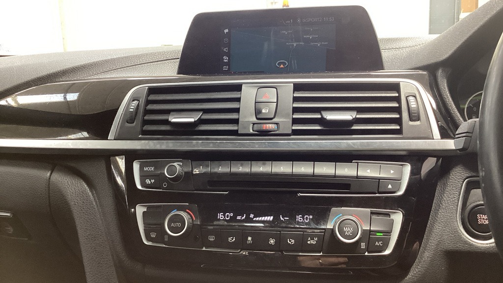 BMW 3 Series 330E M Sport Shadow Edition Step Nav White #3