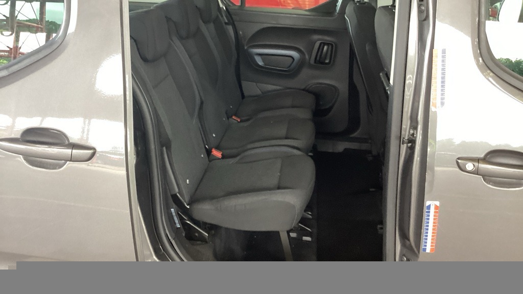 Peugeot Rifter Mpv Blue #10