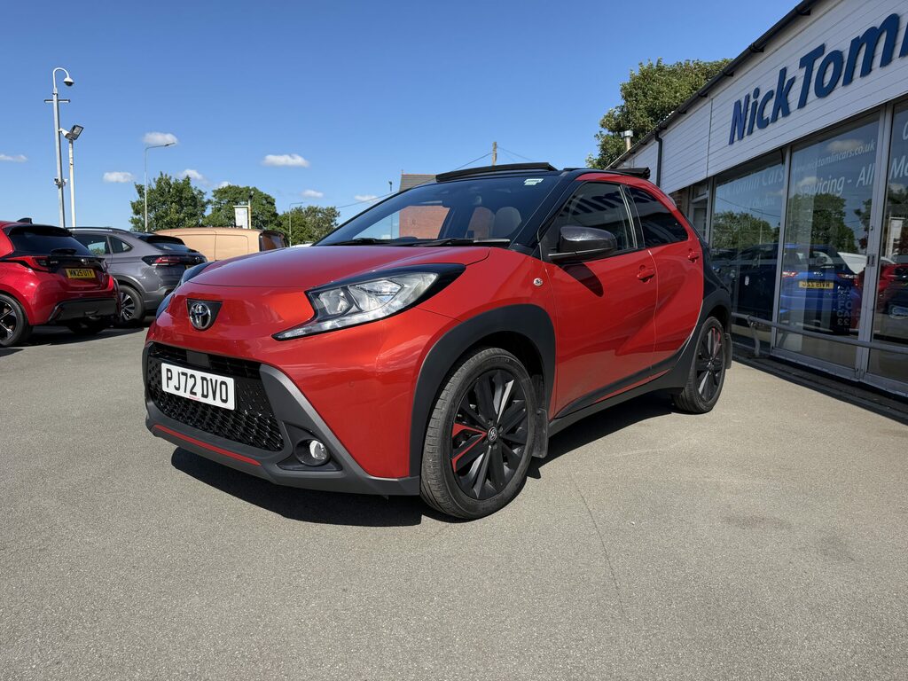 Toyota Aygo X Petrol Red #3
