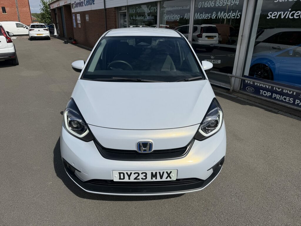Honda Jazz Petrol White #2