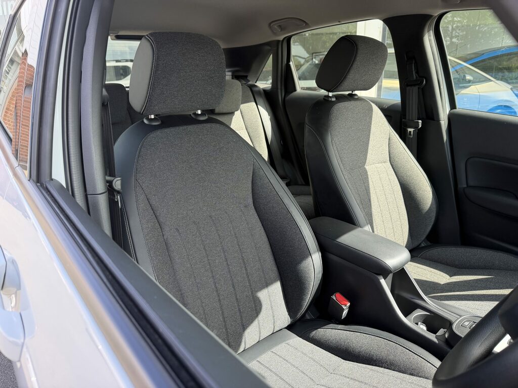 Honda Jazz Petrol White #6