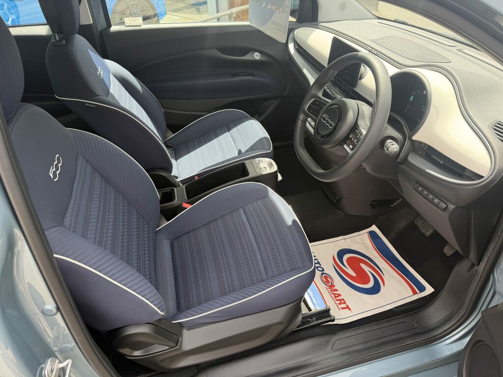 Fiat 500E 42Kwh La Prima Grey #13
