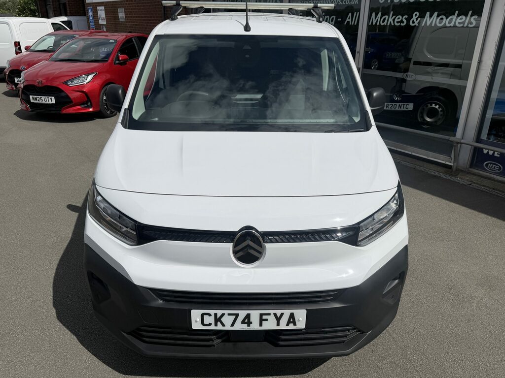 Citroen Berlingo Diesel White #2