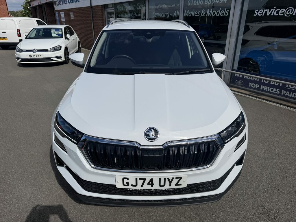 Skoda Karoq Diesel White #2