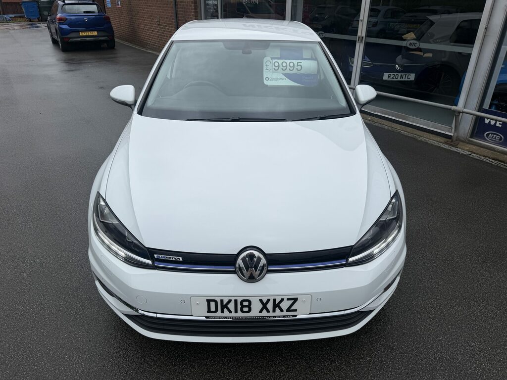 Volkswagen Golf Petrol DK18XKZ White #2