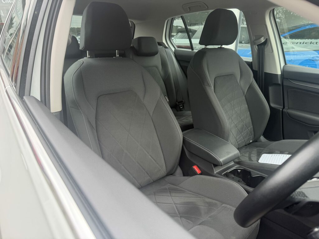 Volkswagen Golf Golf Style Tsi E-hybrid White #6