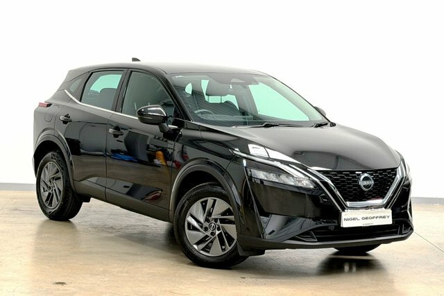 Nissan Qashqai 1.3 Dig-t Mhev Acenta Premium Suv Hybri YF72KHA Black
