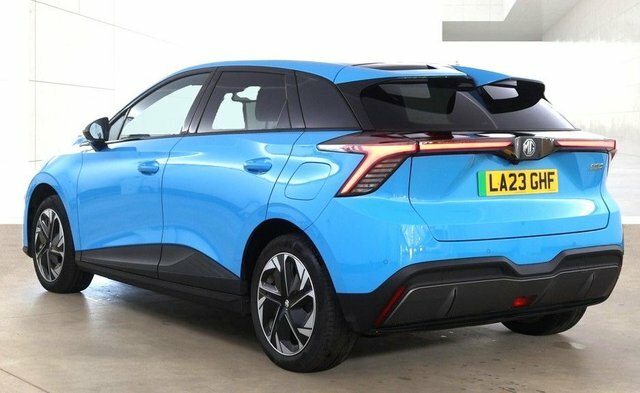 MG MG4 64Kwh Trophy Long Range Hatchback Aut Blue #2