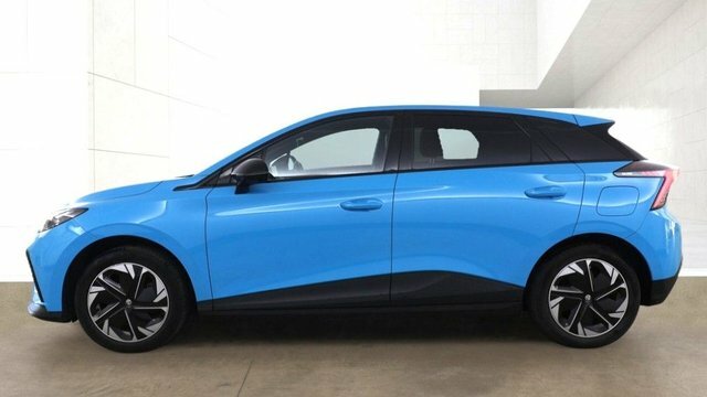 MG MG4 64Kwh Trophy Long Range Hatchback Aut Blue #3