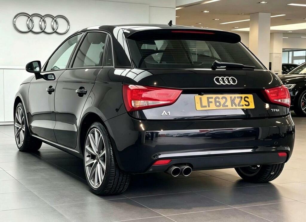 Audi A1 1.4 Tfsi S Line Sportback S Tronic Euro 5 Black #3