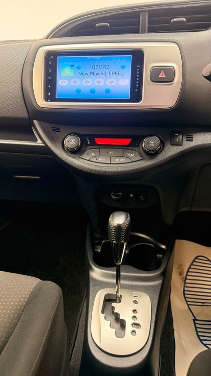 Toyota Yaris Excel White #45