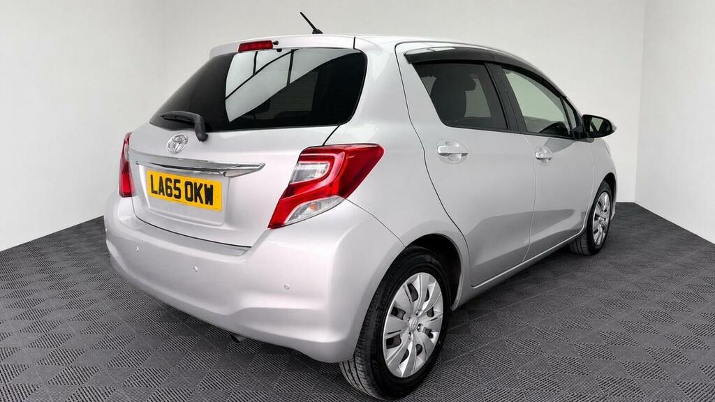 Toyota Yaris Excel White #12