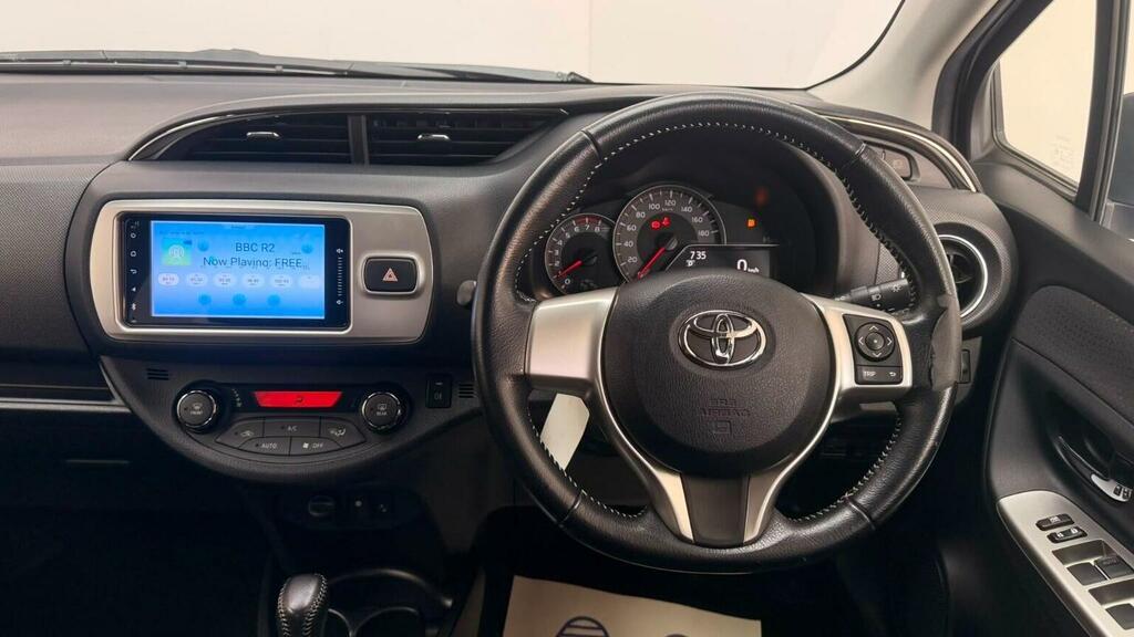 Toyota Yaris Excel White #16