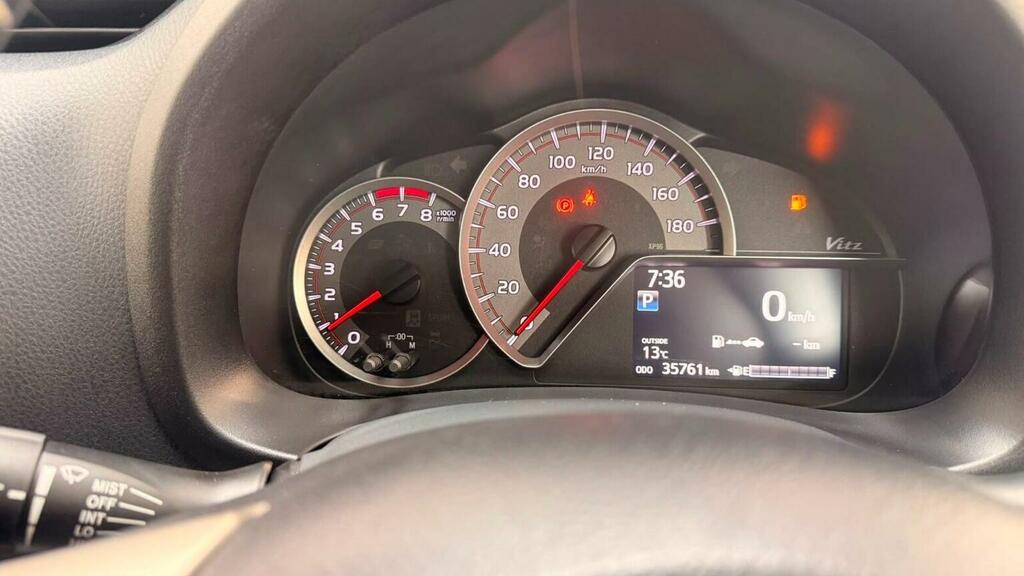 Toyota Yaris Excel White #29