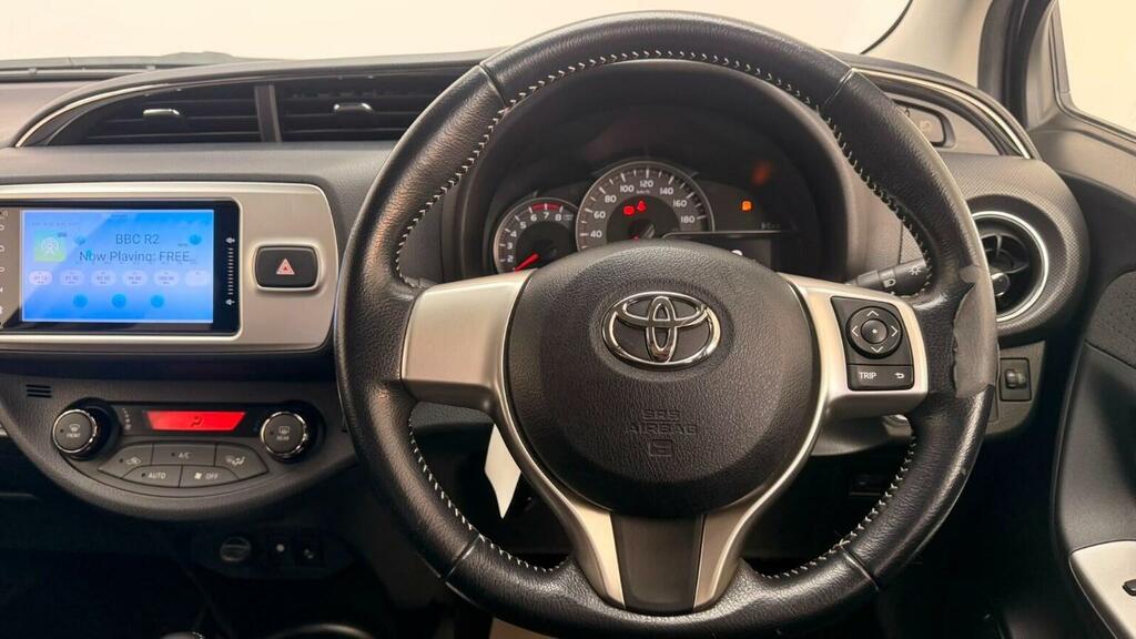 Toyota Yaris Excel White #35