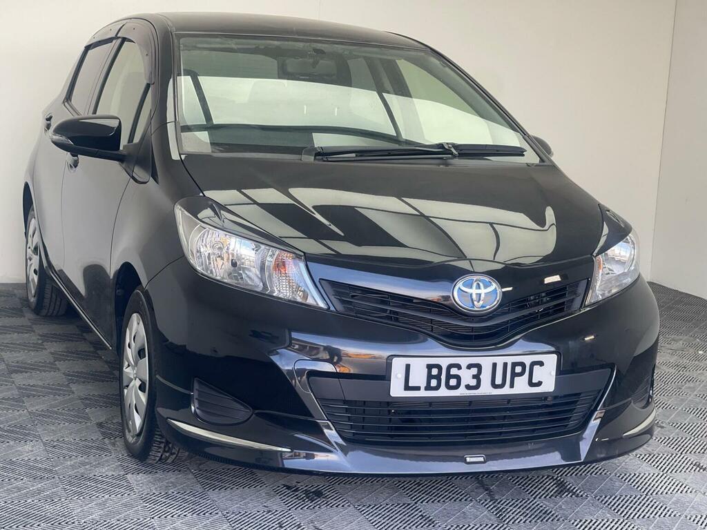Toyota Yaris 1.33 Dual Vvt-i Tr Multidrive S Euro 5 Black