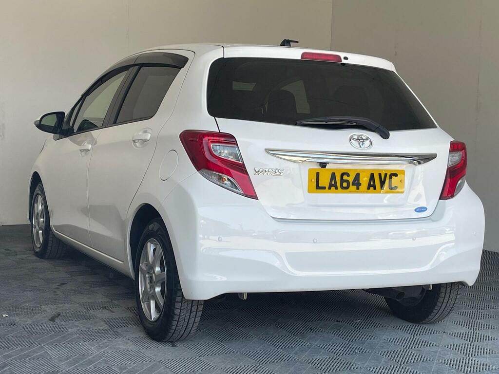 Toyota Yaris 1.33 Dual Vvt-i Icon Multidrive S Euro 6 White #4