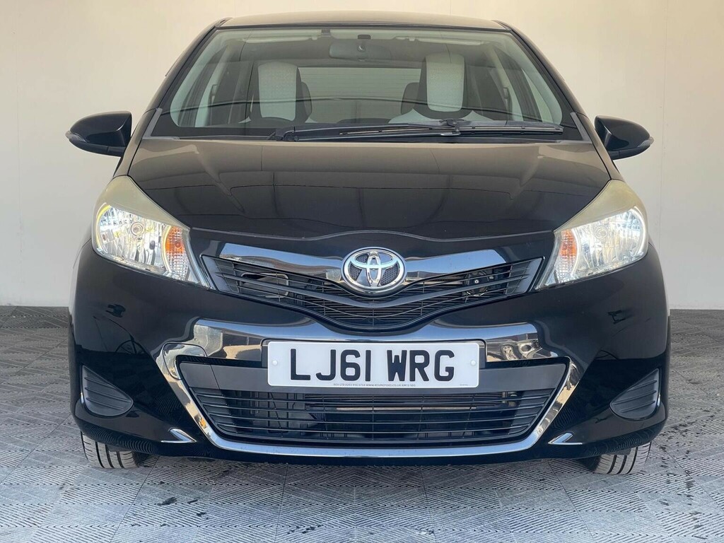 Toyota Yaris 1.33 Dual Vvt-i Tr Multidrive S Euro 5 20126 Black #2