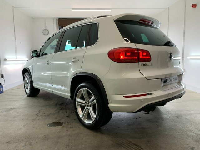 Volkswagen Tiguan 2.0 Tdi Bluemotion Tech White #5