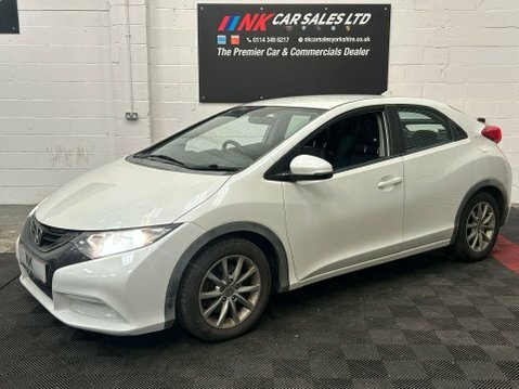 Honda Civic 2.2 Civic I-dtec White #6