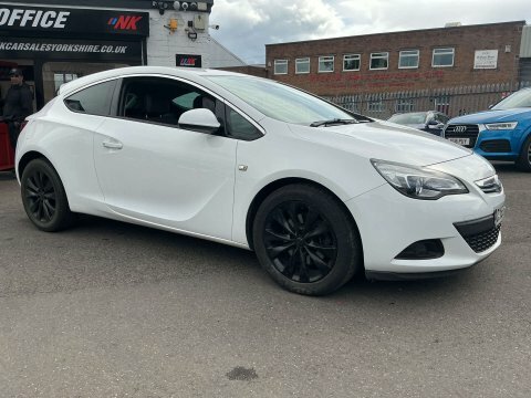 Vauxhall Astra GTC Sri Cdti S White #2