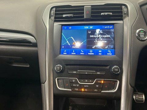 Ford Mondeo 2.0 Ecoboost Estate  #38