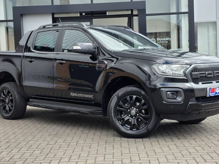 Ford Ranger Pick Up Double Cab Wildtrak 2.0 Ecoblue 213 AK69WBD Black #2