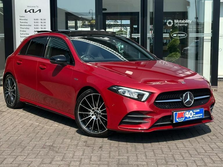 Mercedes-Benz A Class A200 Exclusive Edition FH70KHA Red #2