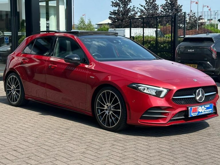 Mercedes-Benz A Class A200 Exclusive Edition FH70KHA Red #5