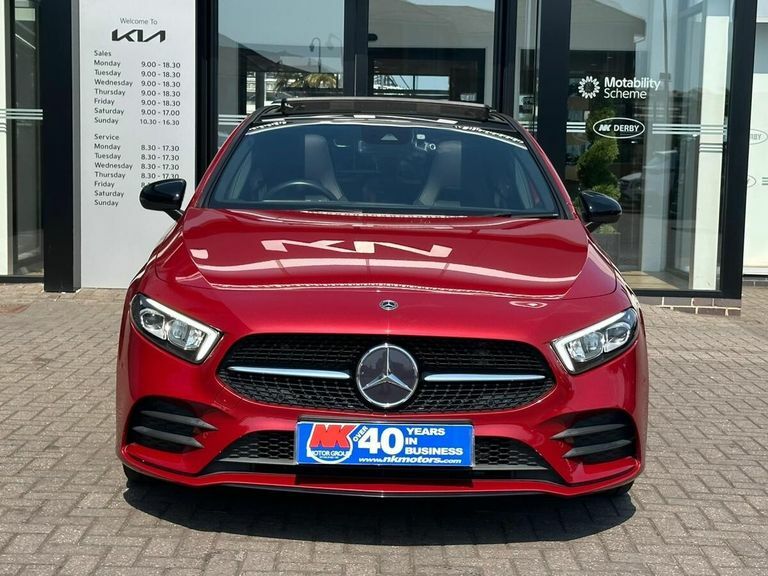 Mercedes-Benz A Class A200 Exclusive Edition FH70KHA Red #6