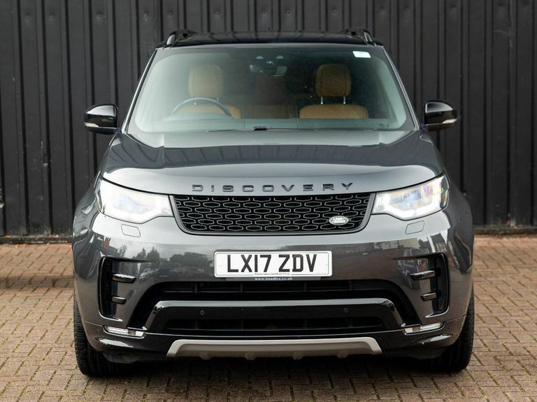 Land Rover Discovery 3.0 Td6 Hse Black #4