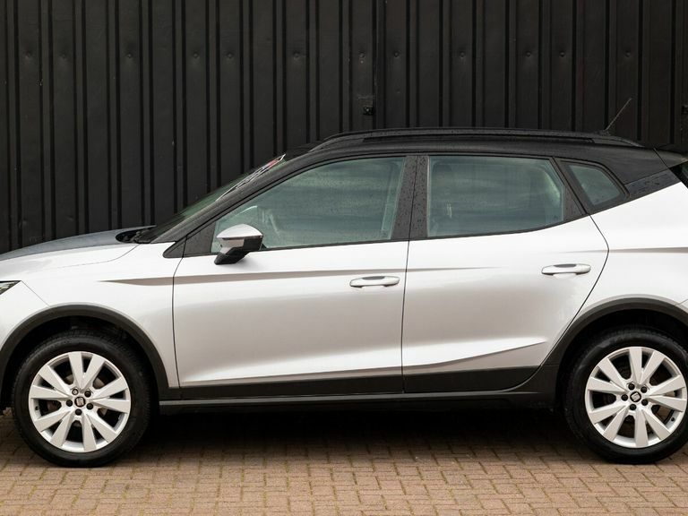 Seat Arona 1.0 Tsi Se Technology Silver #6